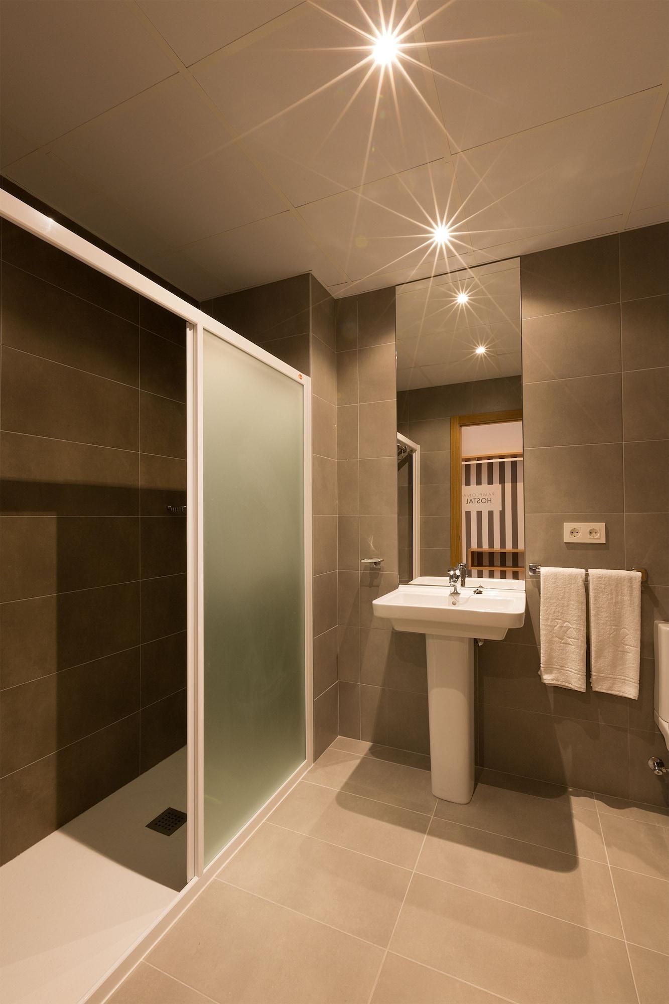 Pamplona Hostal Hotel